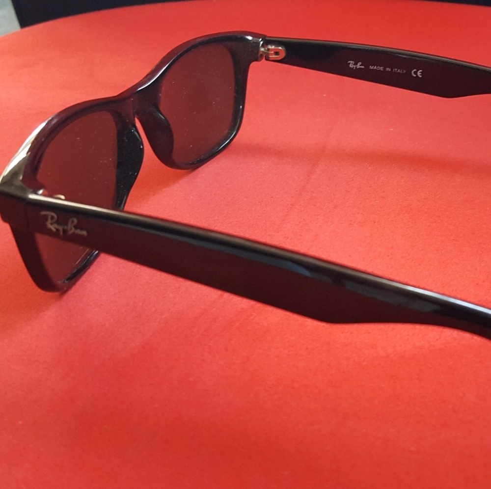RayBan Unisex Sunglasses - Picture 2 of 3